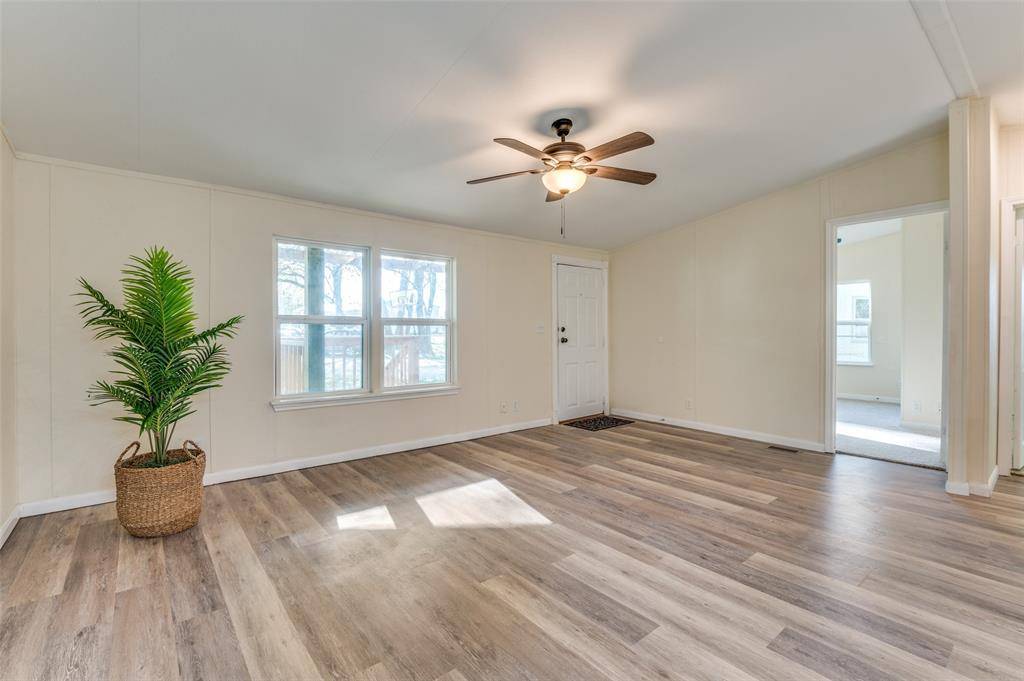 Blue Ridge, TX 75424,312 Oak Street