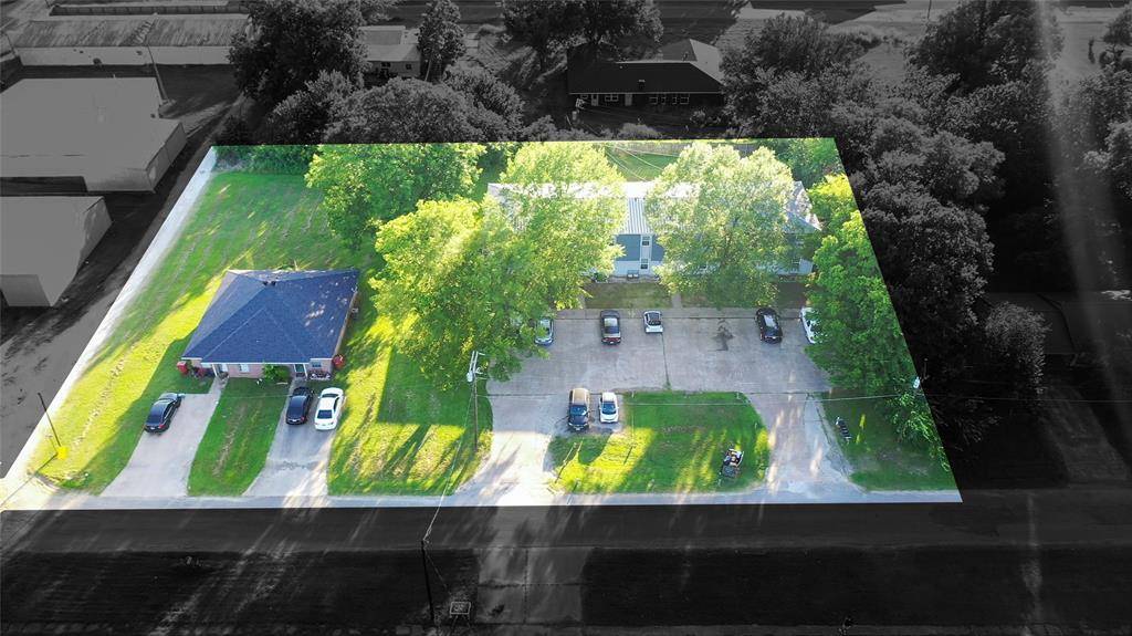 Blossom, TX 75416,155 N Holley Street