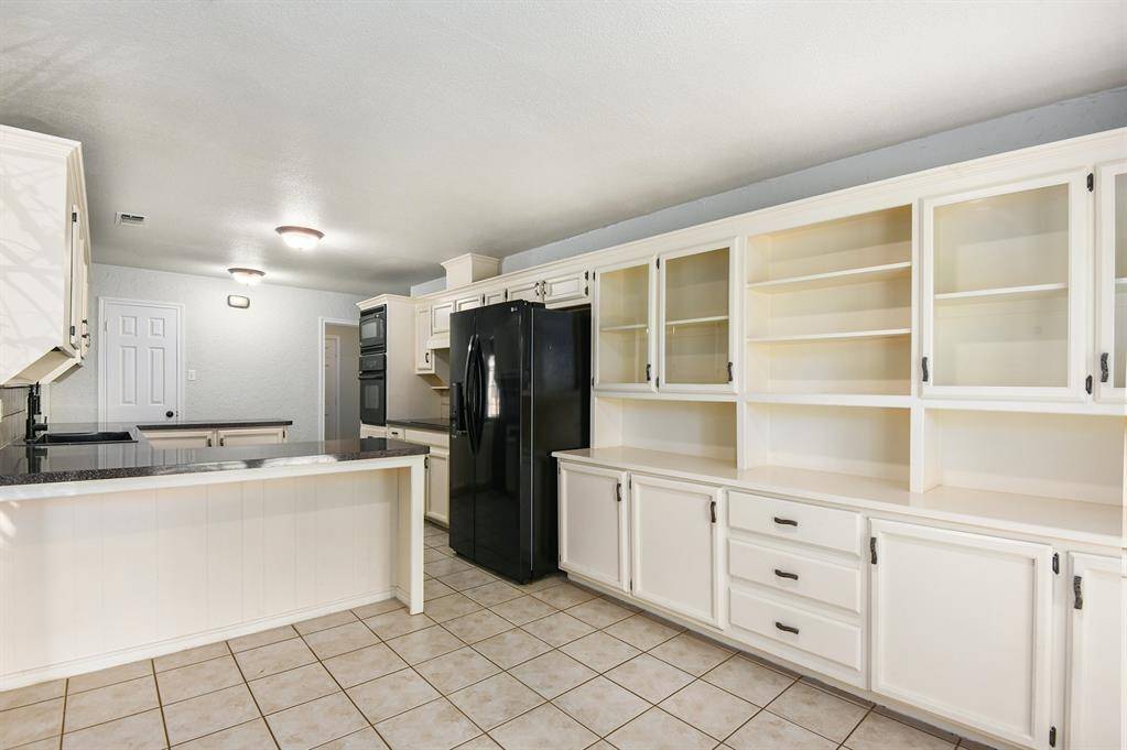 Fort Worth, TX 76133,3516 Lawndale Avenue