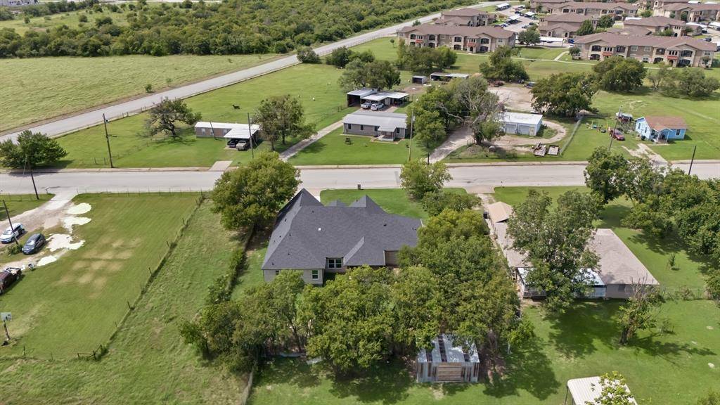 Cleburne, TX 76031,206 Hix Road