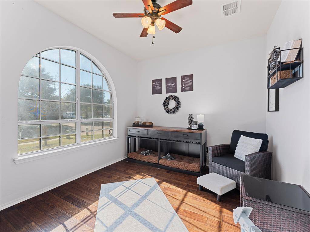 Waxahachie, TX 75165,203 Stampede Street