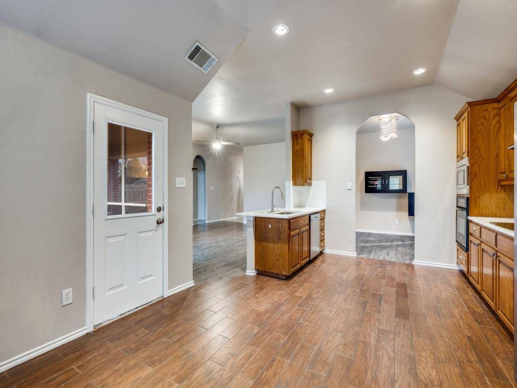 Grand Prairie, TX 75052,2939 Alyson Way