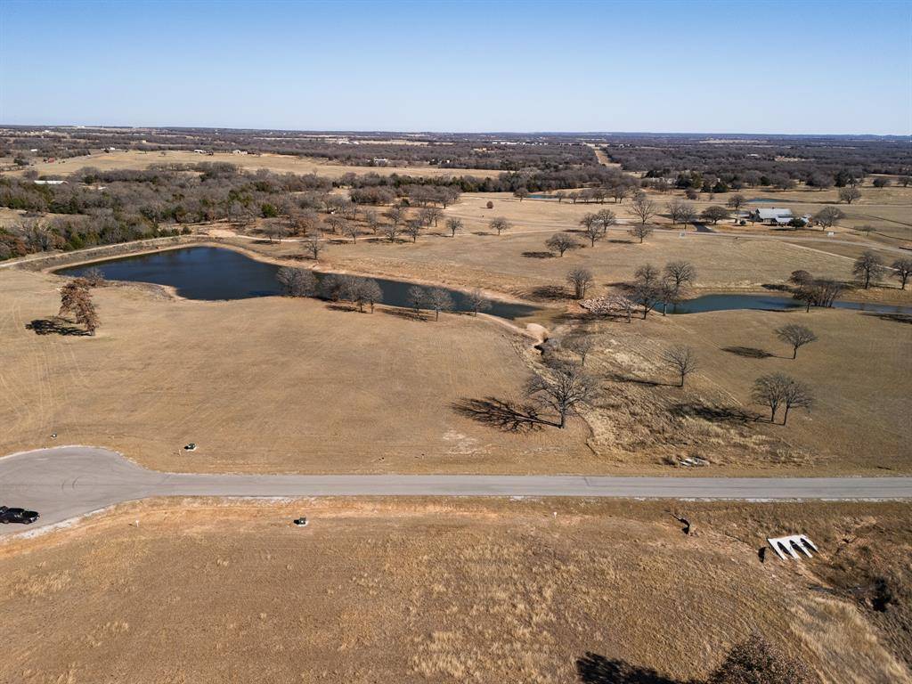 Bowie, TX 76230,141 Woodbridge Boulevard