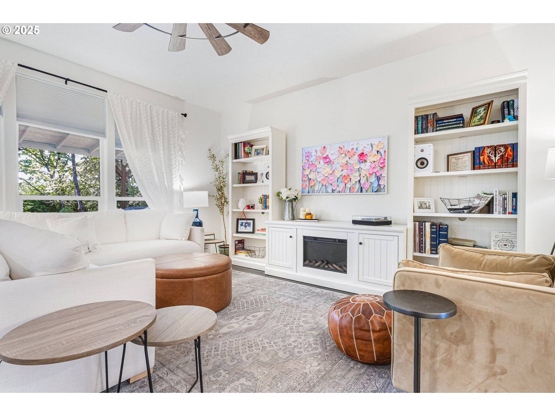 Lebanon, OR 97355,2432 ROBBINS WAY