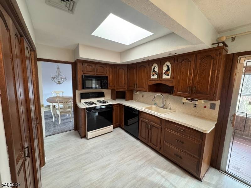 Woodland Park, NJ 07424,1 Gray Terr