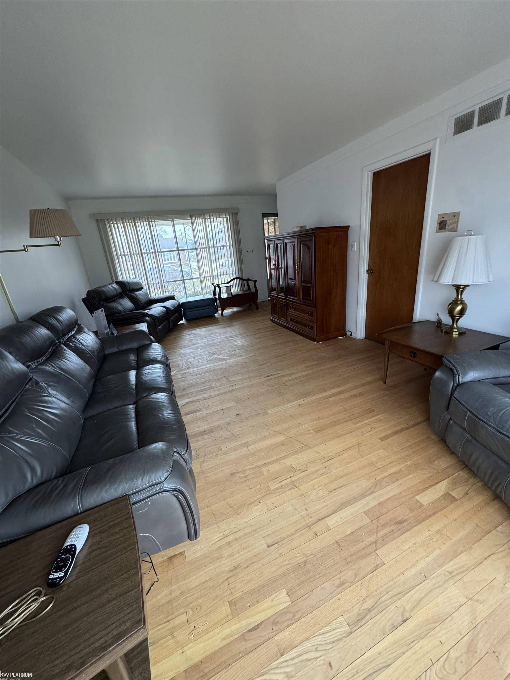 Warren, MI 48093,29134 Bonnie DR