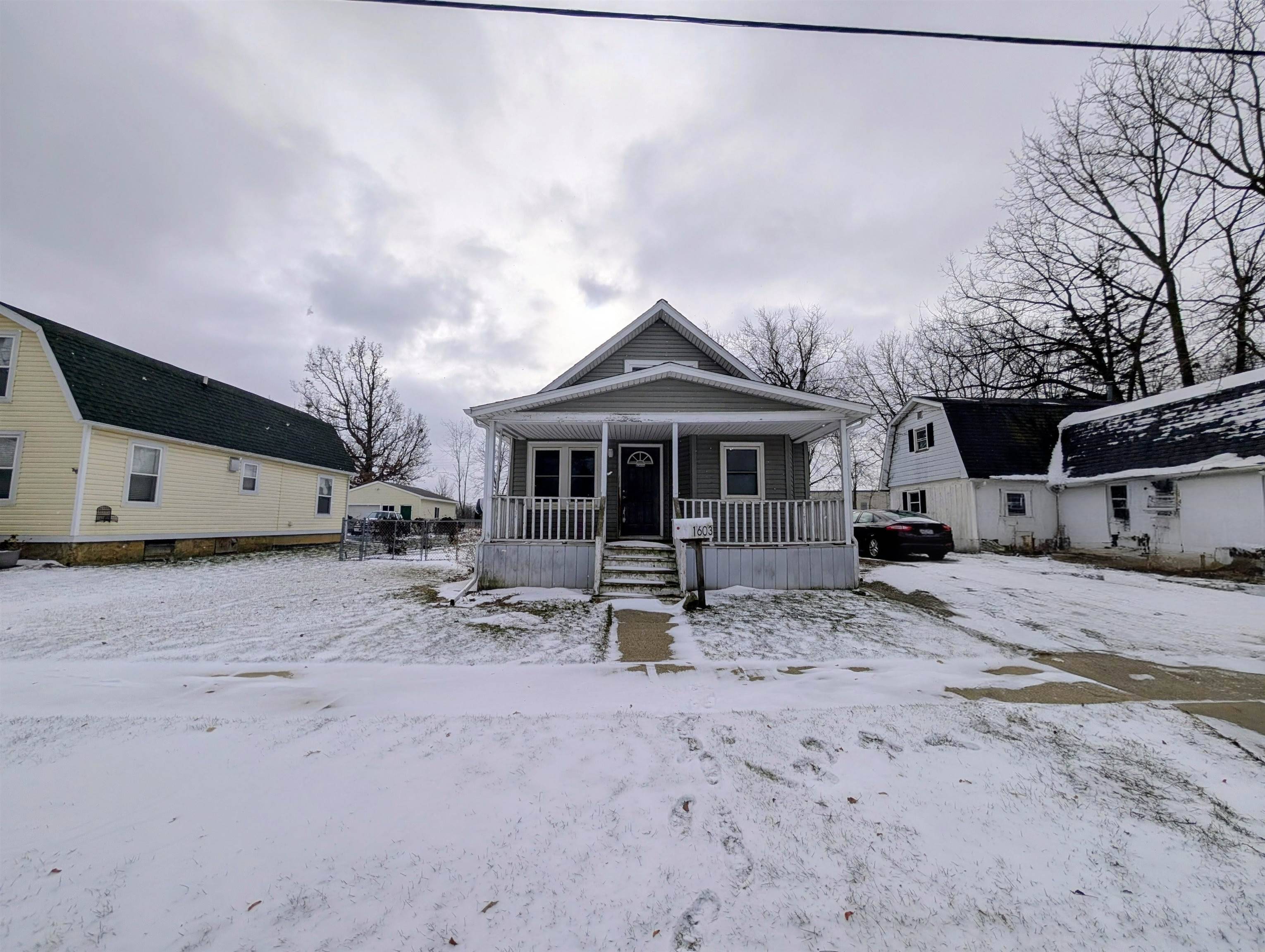 Owosso, MI 48867,1603 Lynn ST