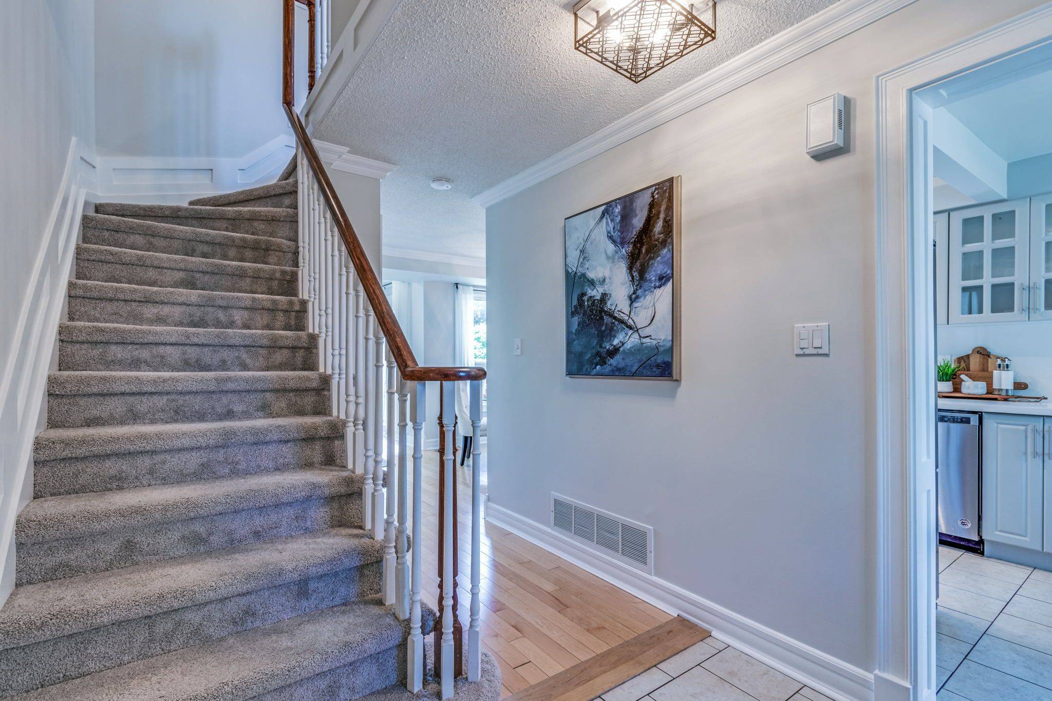 Oshawa, ON L1K 1W3,710 Hayes AVE