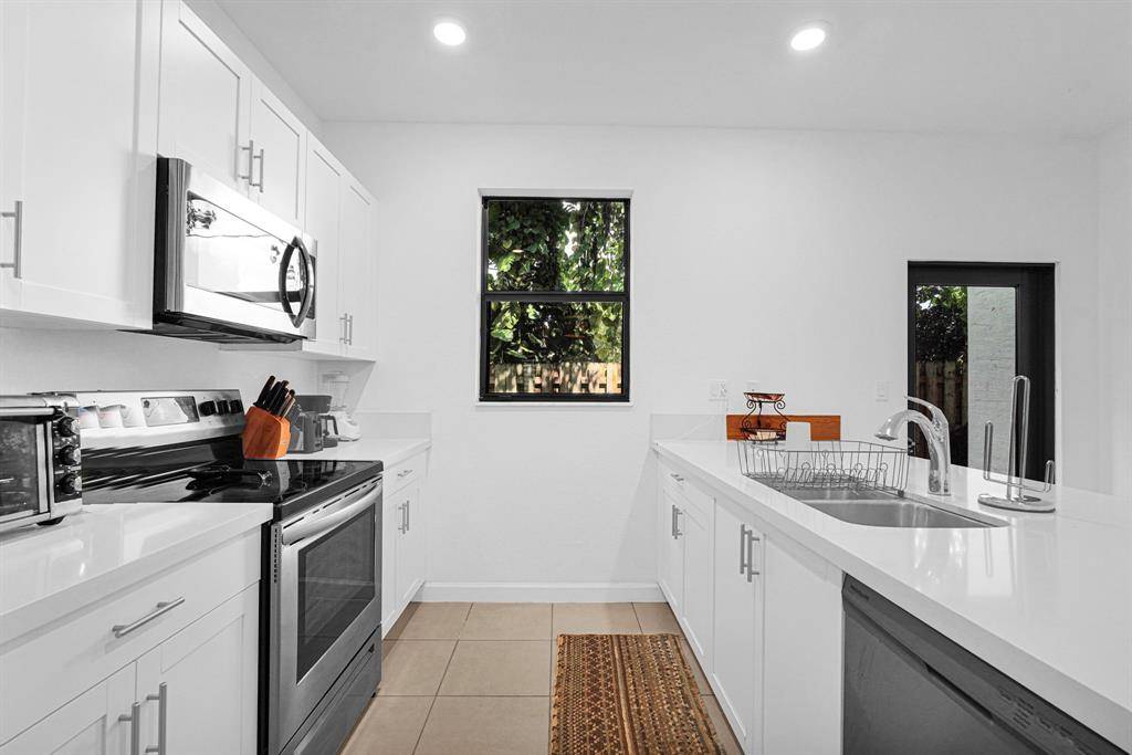 Fort Lauderdale, FL 33312,1901 SW 5th Ct