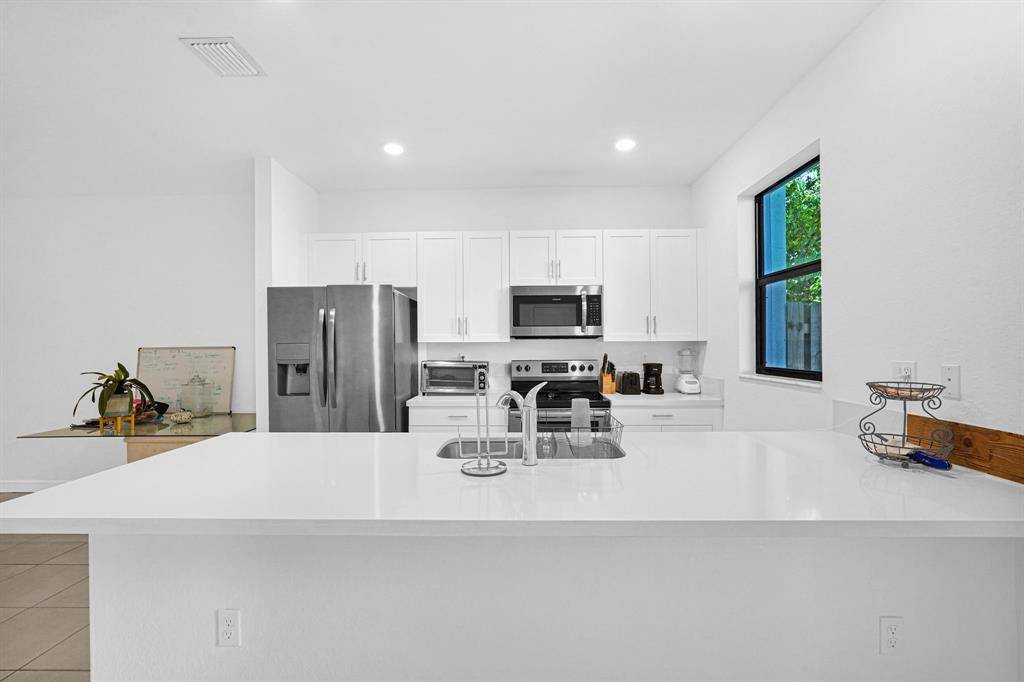 Fort Lauderdale, FL 33312,1901 SW 5th Ct