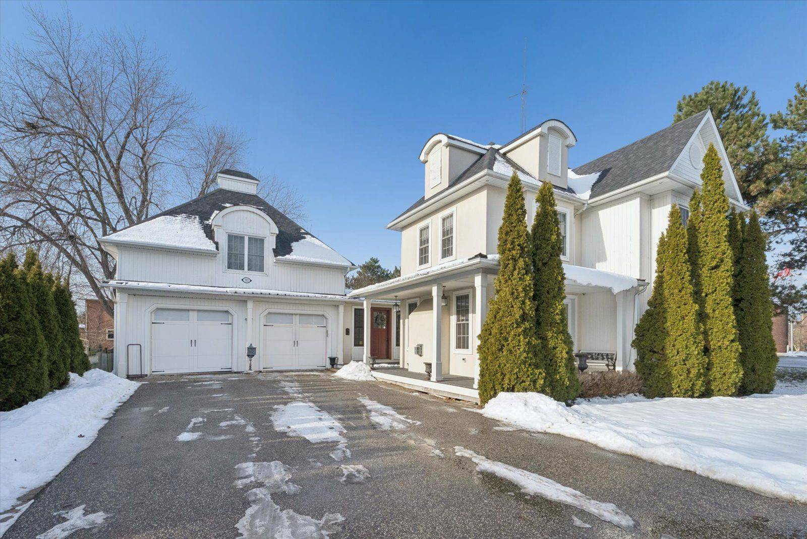 Markham, ON L3R 2H2,312 Main ST