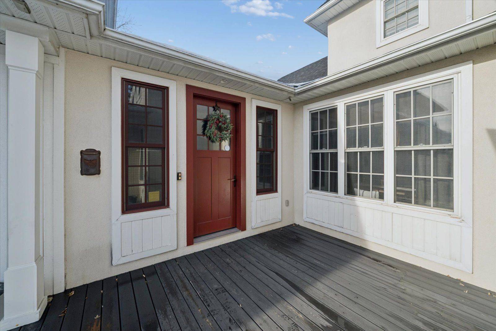 Markham, ON L3R 2H2,312 Main ST