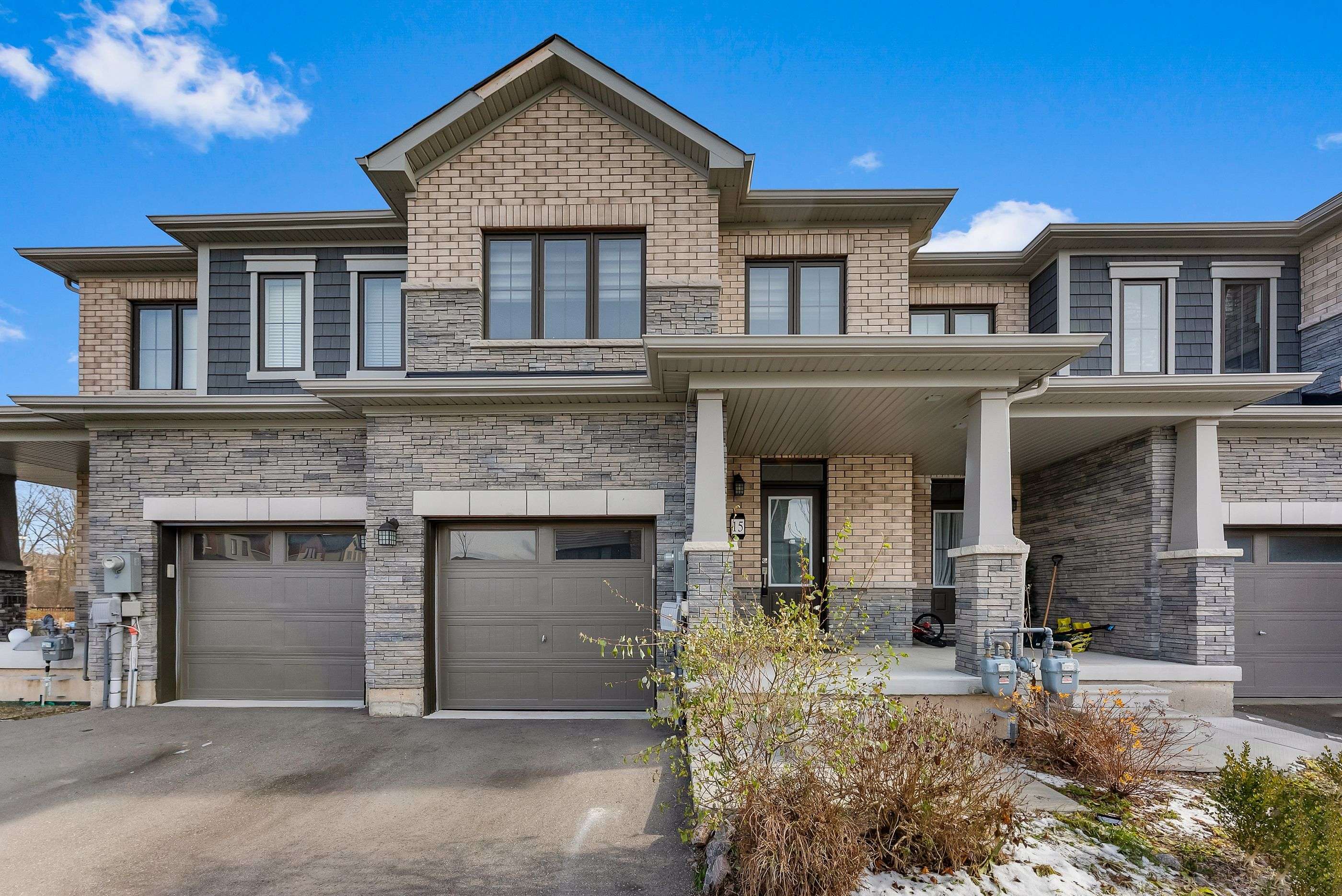 Niagara Falls, ON L2H 3S8,8273 Tulip Tree DR #15