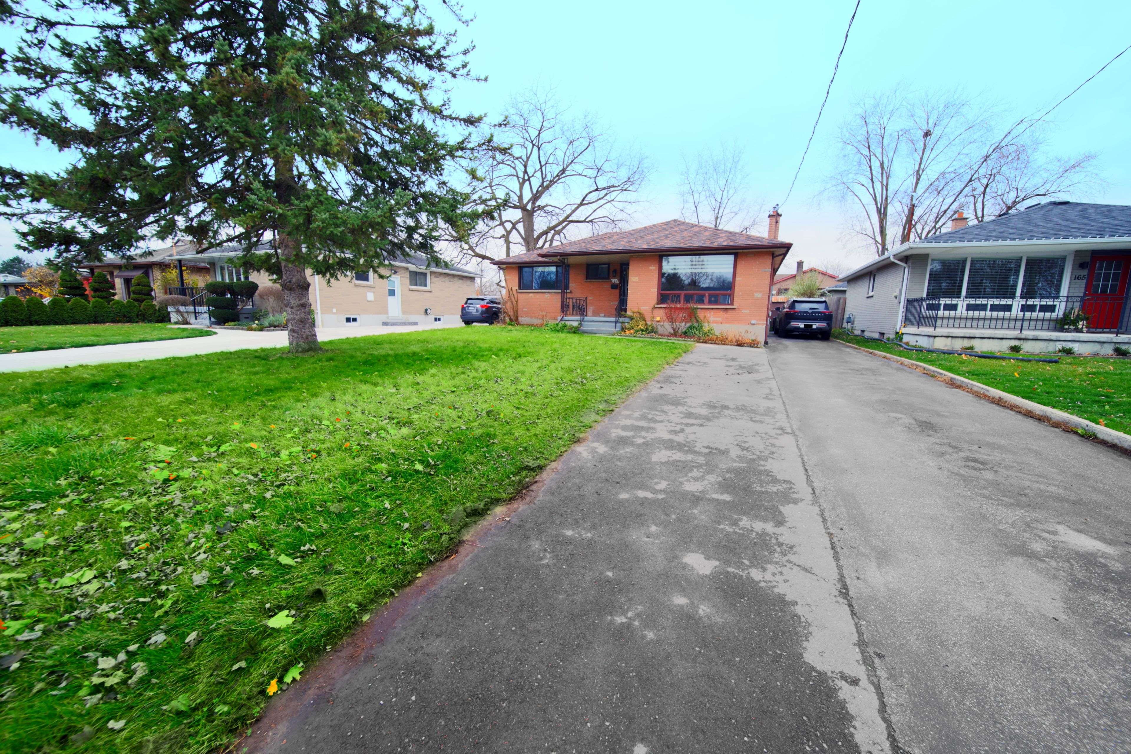 London East, ON N5W 4Z3,163 Atkinson BLVD #Bsmt