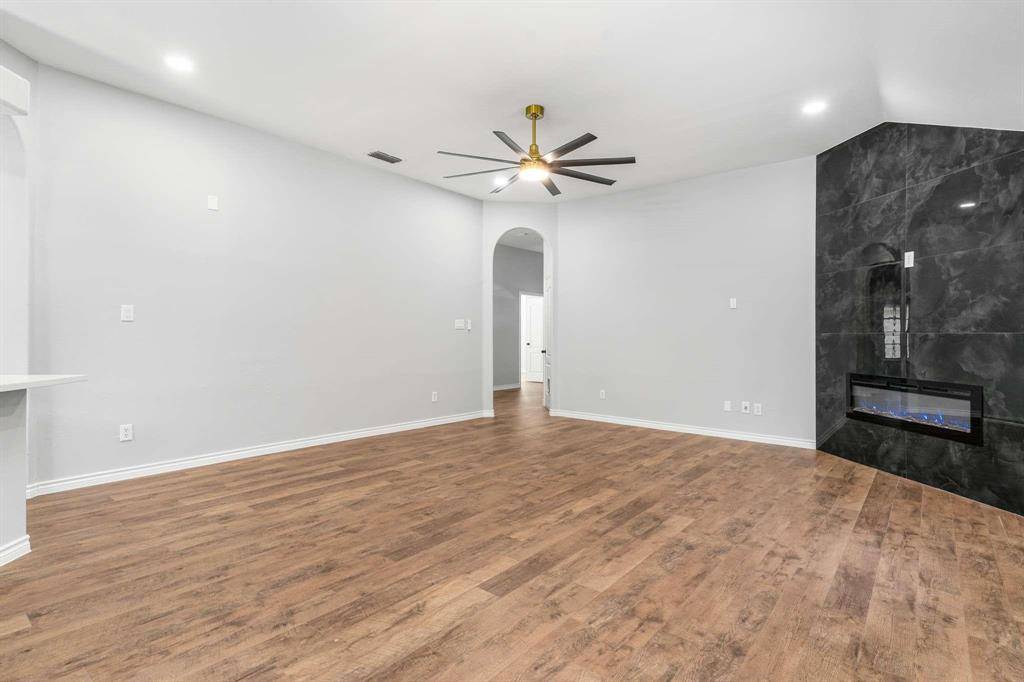 Fort Worth, TX 76118,8637 Creede Trail