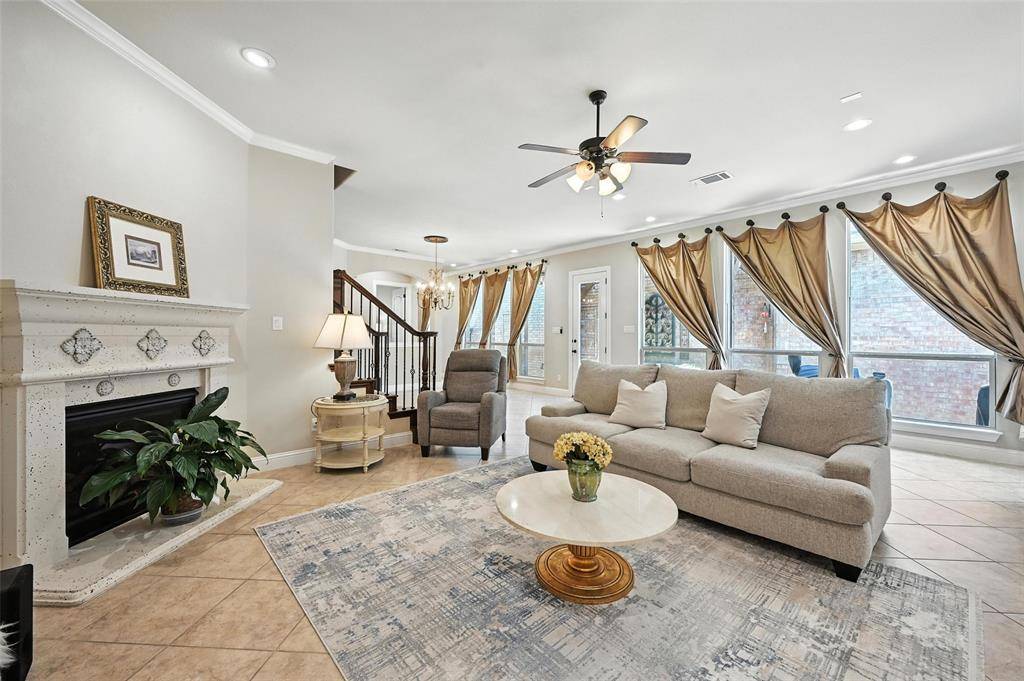 Lewisville, TX 75067,218 Wallington Way