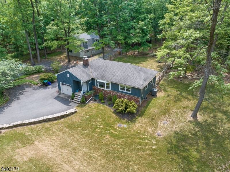 Montgomery Twp., NJ 08558,422 Hollow Road