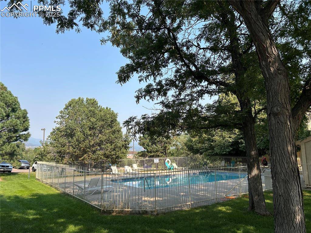 Colorado Springs, CO 80906,850 TENDERFOOT HILL RD #103