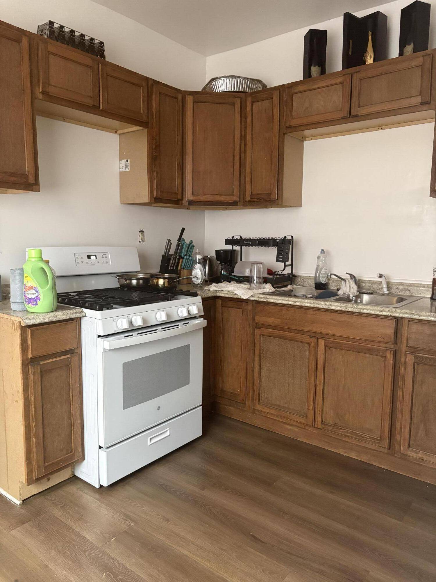 Detroit, MI 48205,18709 Goulburn ST