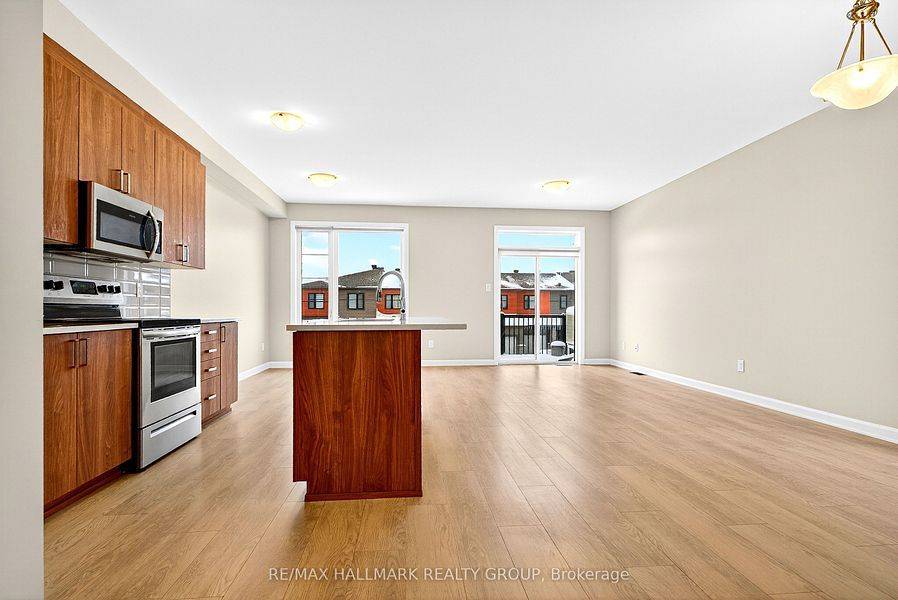 Barrhaven, ON K2J 7C2,348 Raheen Court Ottawa Circuit