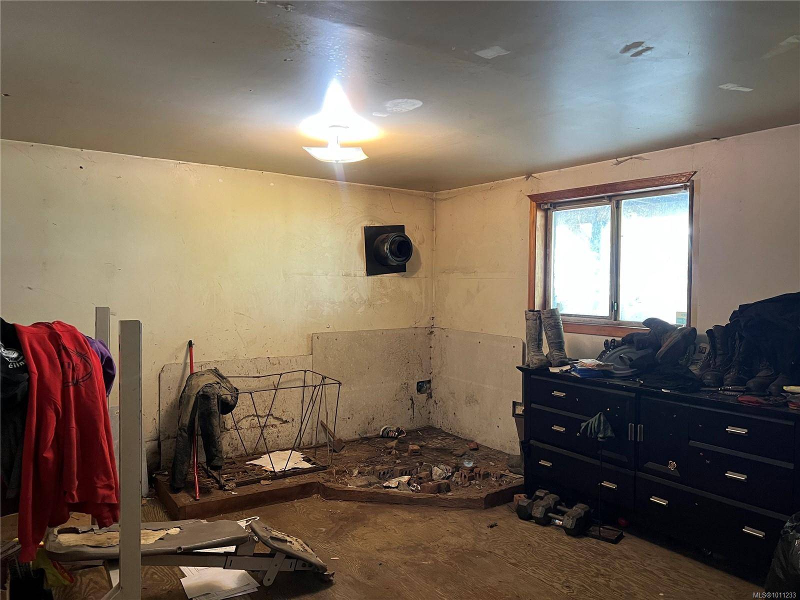 Zeballos, BC V0P 2A0,619 Keno Cres