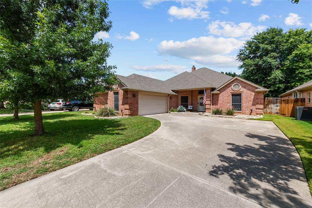 North Richland Hills, TX 76148,5560 Greenview Court