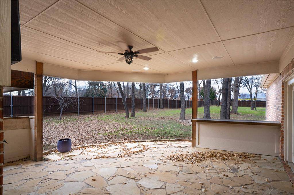 Double Oak, TX 75077,250 Timberleaf Drive