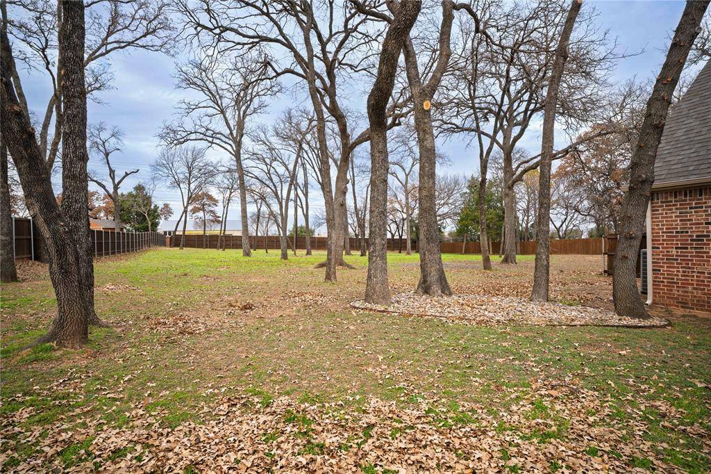 Double Oak, TX 75077,250 Timberleaf Drive