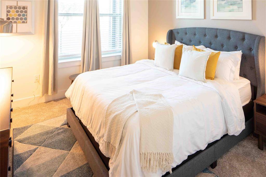 Roanoke, TX 76262,108 N US 377 #209