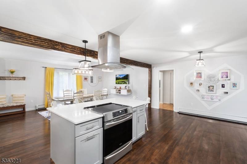 Hampton Twp., NJ 07860,4 Grove St