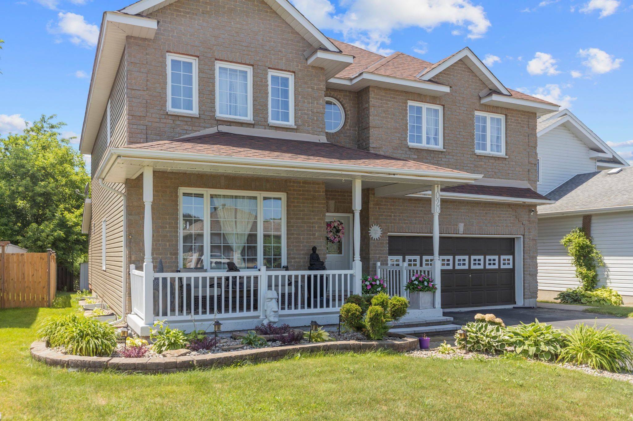 Brockville, ON K6V 7N1,1020 Crestwood DR