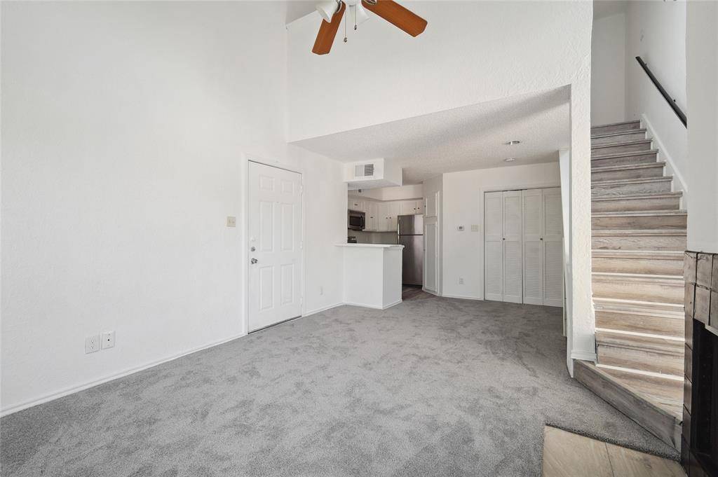 Dallas, TX 75243,9839 Walnut Street #306