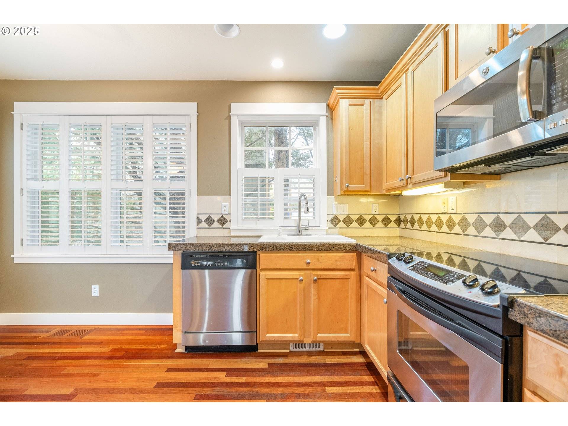 Portland, OR 97229,2338 NW EDGEWOOD PL #32