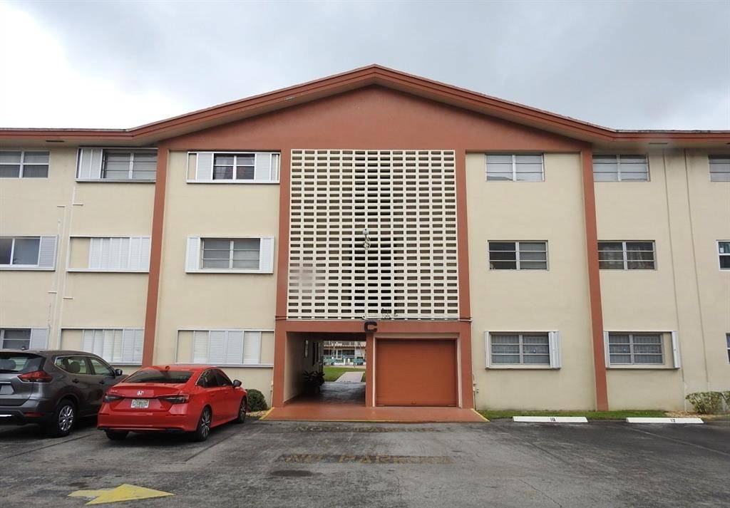 Hollywood, FL 33021,5300 Washington St #C213