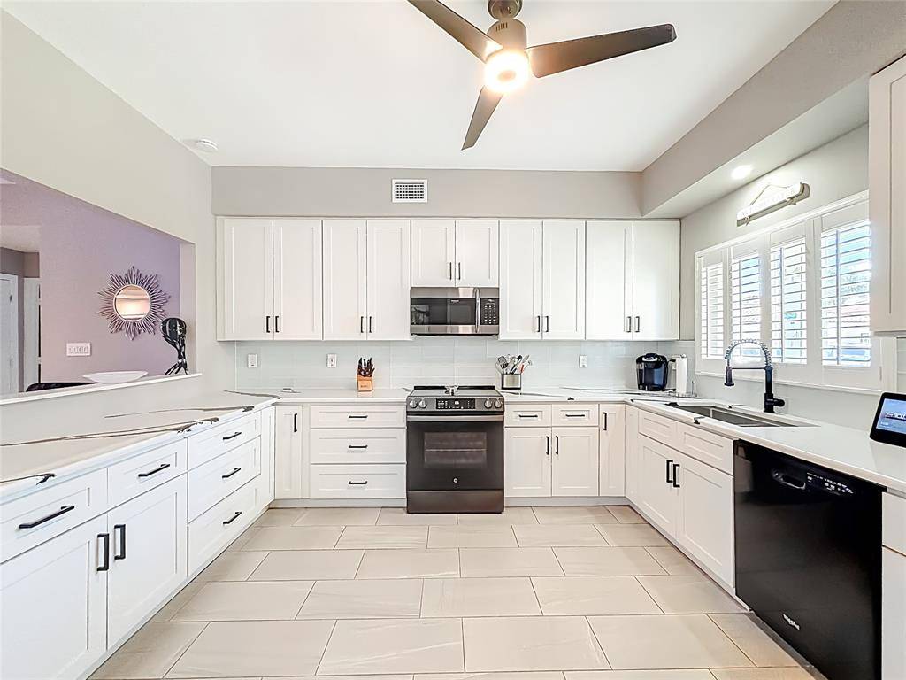 Vero Beach, FL 32967,5040 Harmony Cir #108