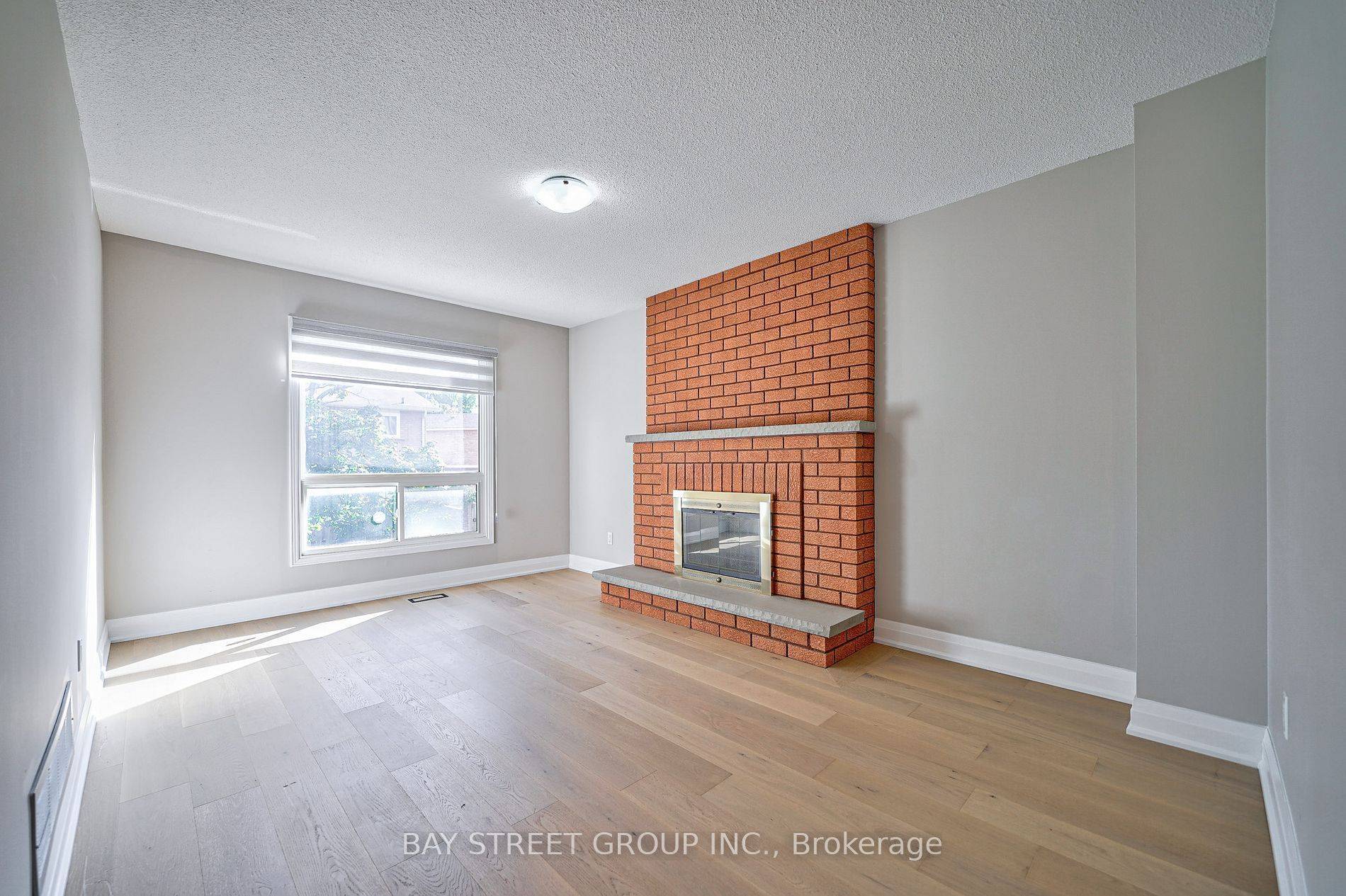 Markham, ON L3P 6Z5,65 michener CRES