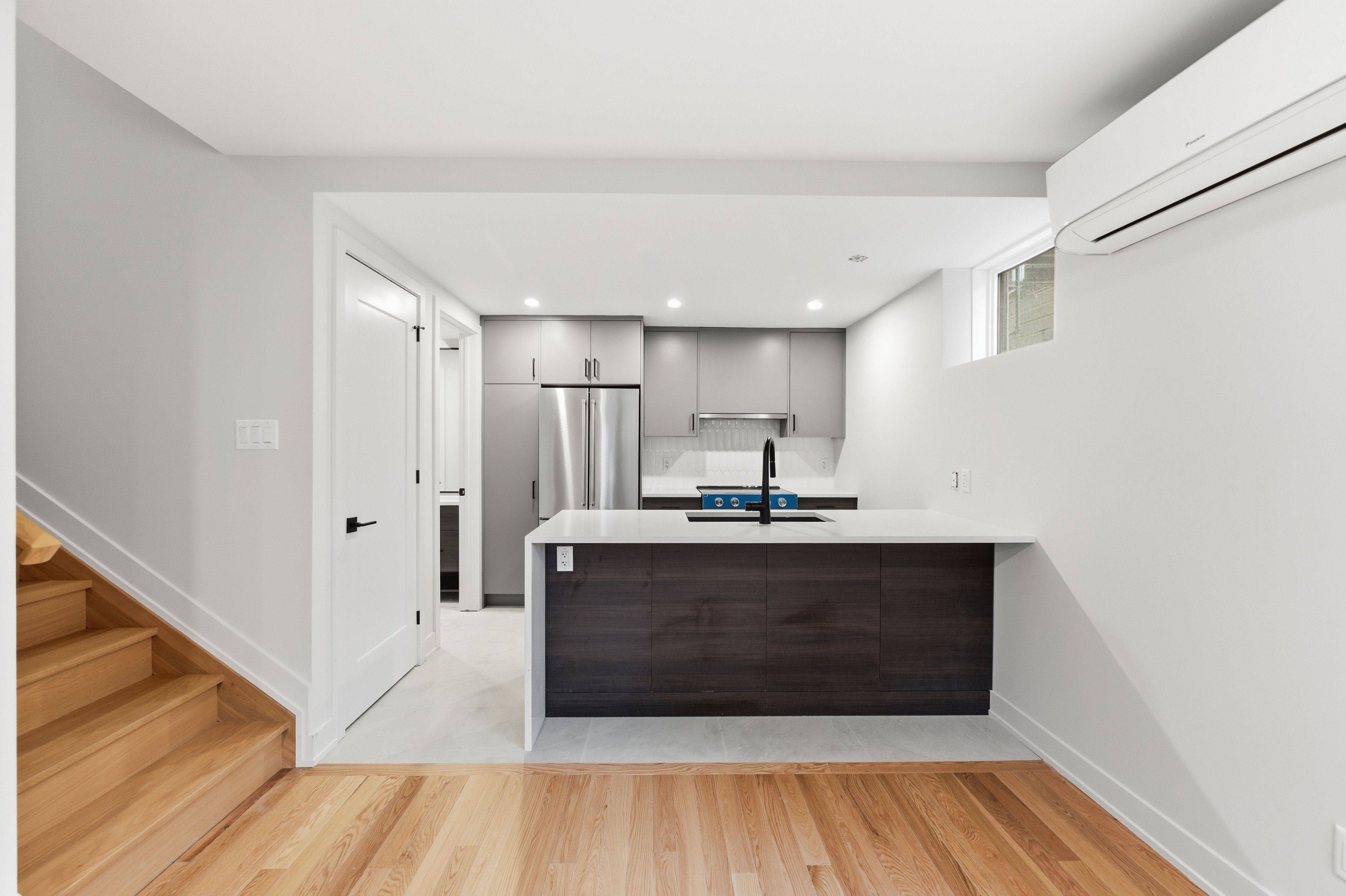 Carlingwood - Westboro And Area, ON K2A 1Z8,514 Roosevelt AVE ##C