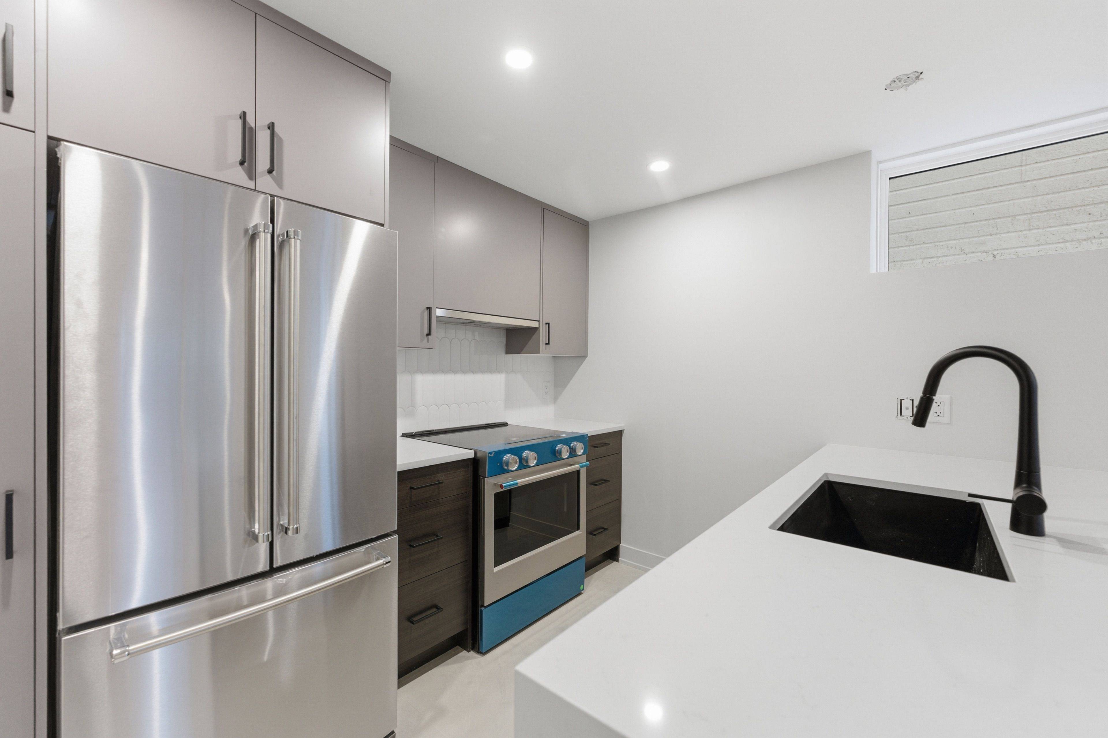 Carlingwood - Westboro And Area, ON K2A 1Z8,514 Roosevelt AVE ##C