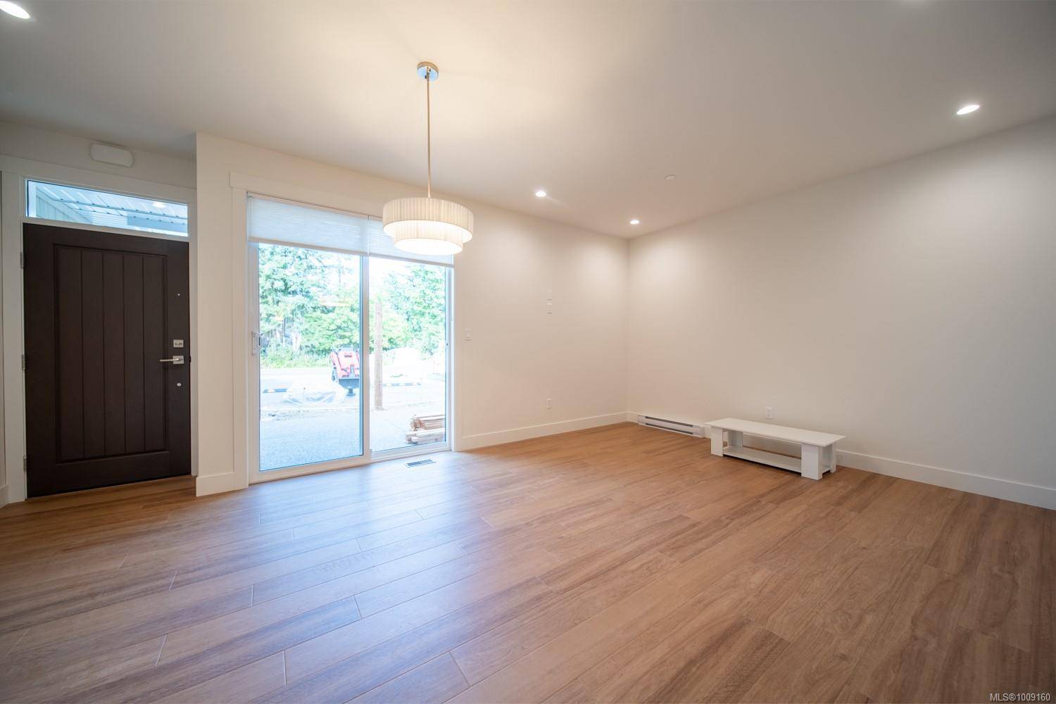 Parksville, BC V9P 1H3,247 Finholm St #B/D