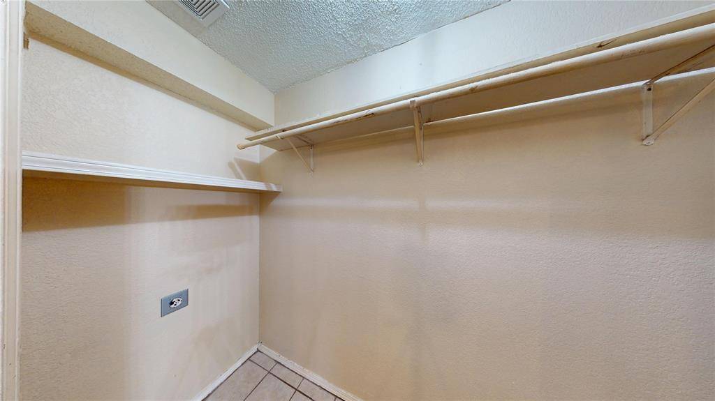 Garland, TX 75042,2117 W Walnut Street #D