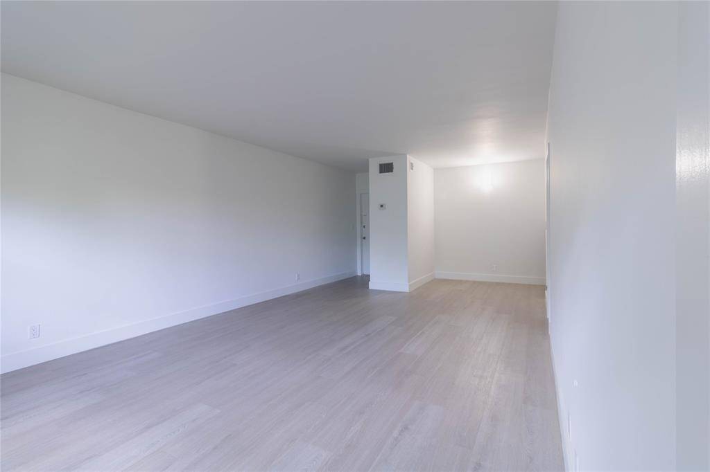 Fort Lauderdale, FL 33316,2424 SE 17th St #305B