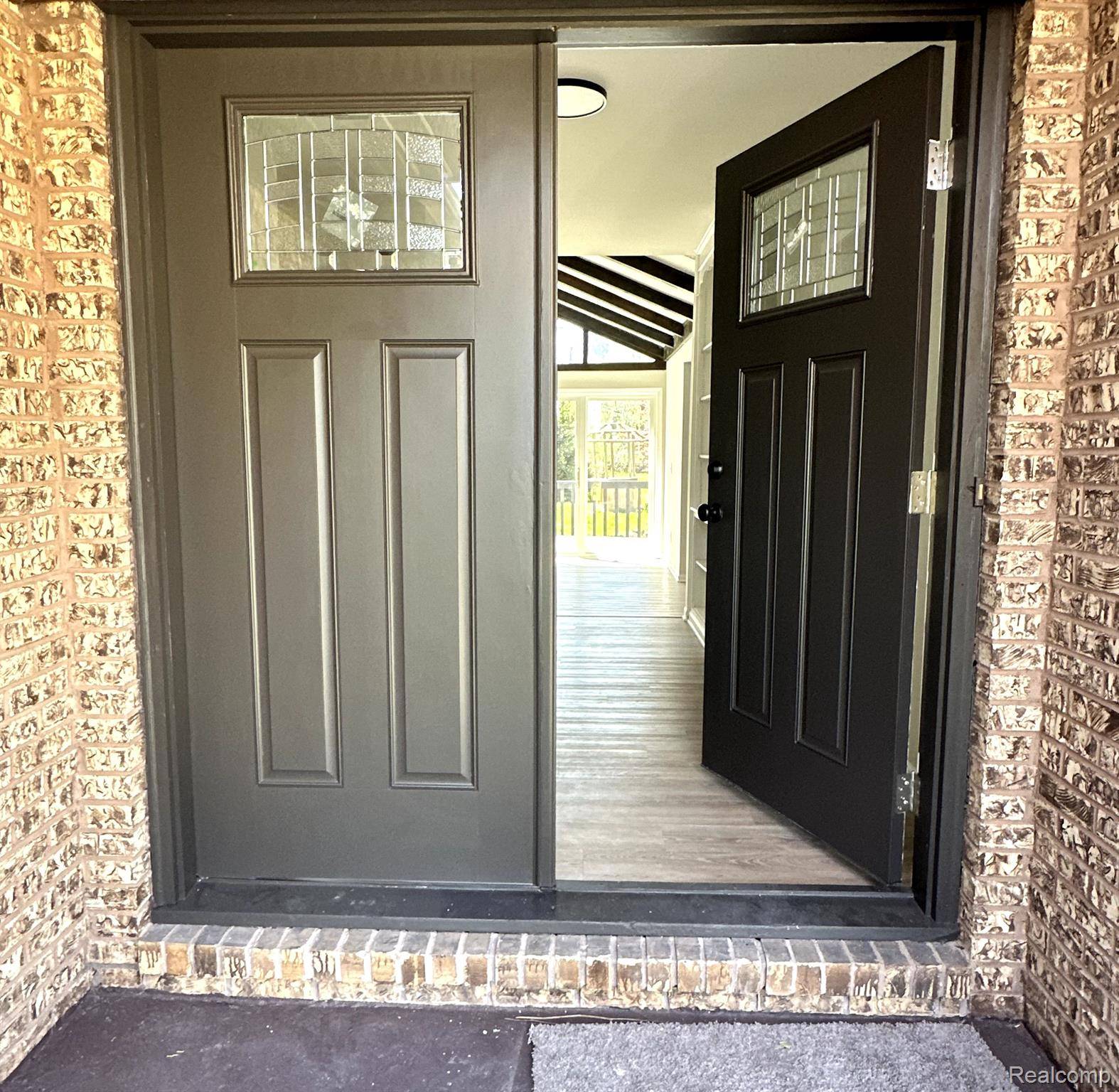 New Hudson, MI 48165,59663 PETTENGILL DR