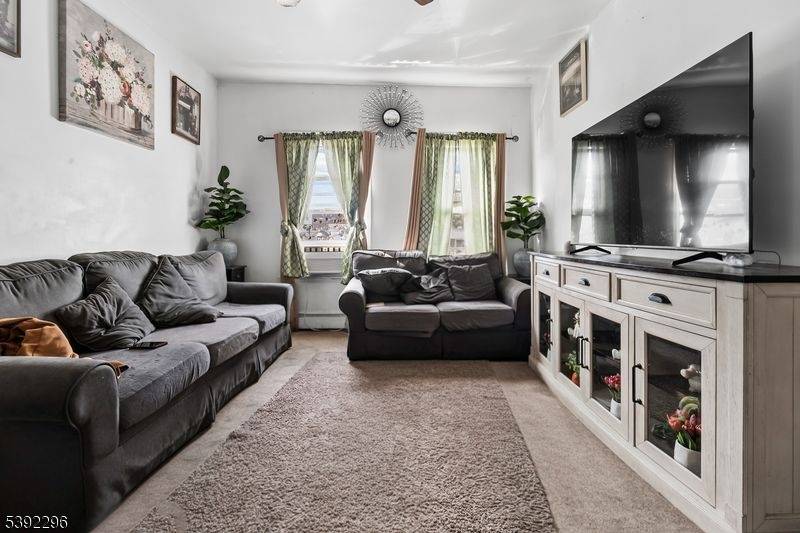 Paterson City, NJ 07502,262 Union Ave