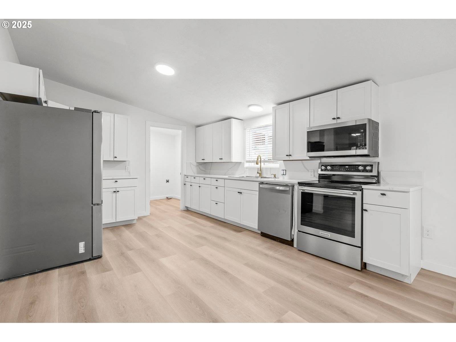 Sweet Home, OR 97386,1190 27TH AVE