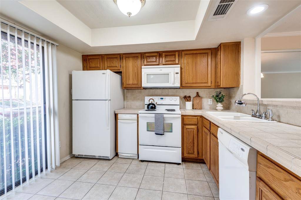 Irving, TX 75062,4505 N O Connor Road #1125