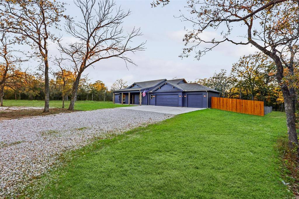 Joshua, TX 76058,4433 County Road 801