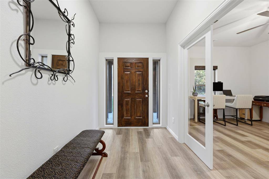 Joshua, TX 76058,4433 County Road 801