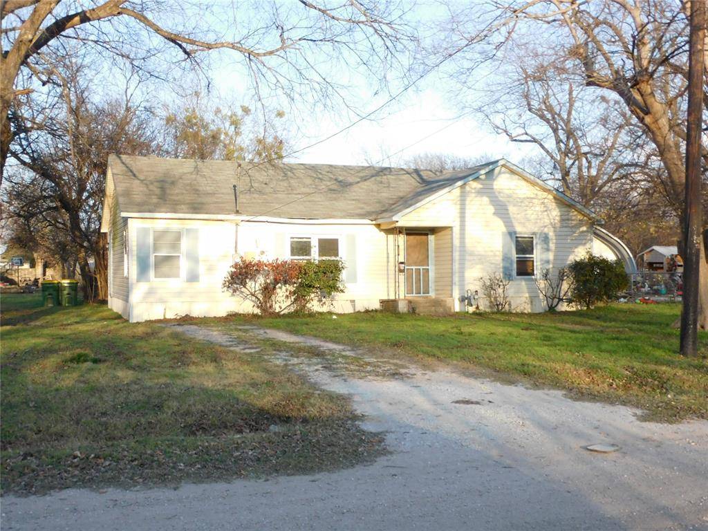 Hubbard, TX 76648,104 N Pecan Avenue