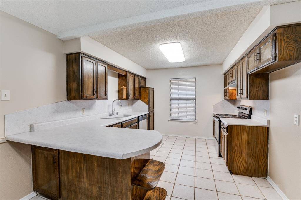 Cedar Hill, TX 75104,821 Hillside Drive