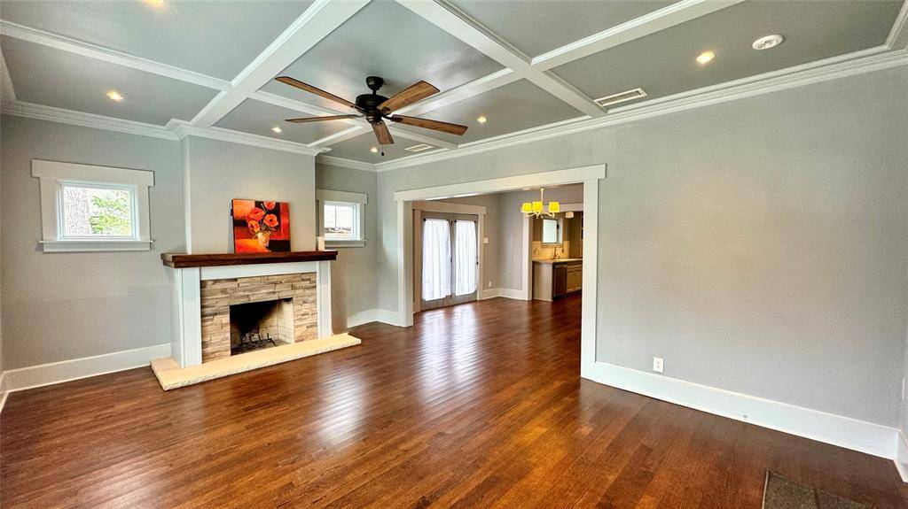 Terrell, TX 75160,218 Elm Drive